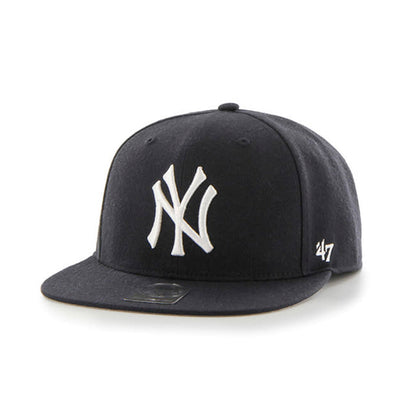 New York Yankees Wool Snapback on a white background 